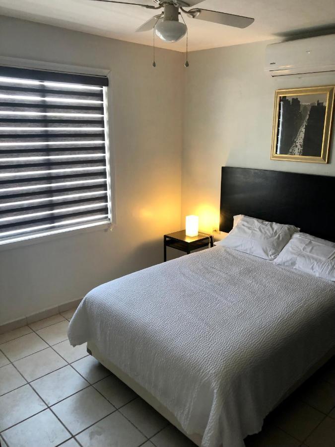 メヒカリDepartamento Zona Dorada H2アパートメント エクステリア 写真