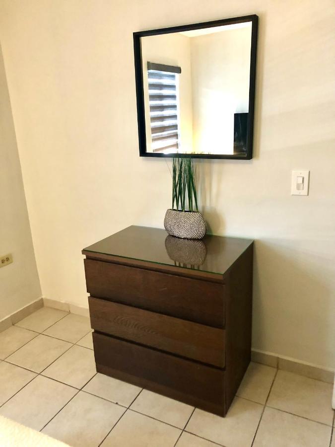 メヒカリDepartamento Zona Dorada H2アパートメント エクステリア 写真
