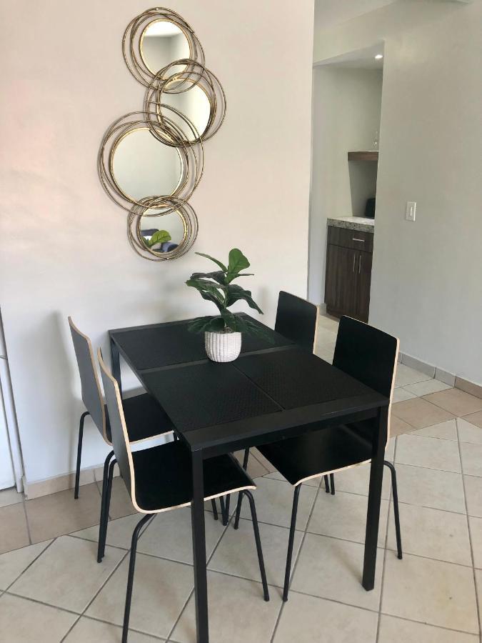メヒカリDepartamento Zona Dorada H2アパートメント エクステリア 写真